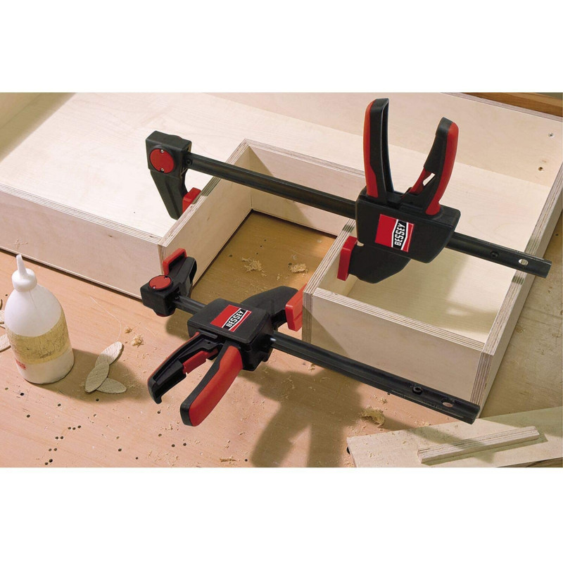 Spīles darbam ar vienu roku EZL150mm/60mm Bessey